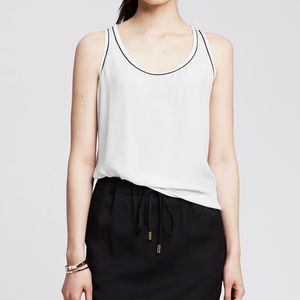 Banana Republic piping tank